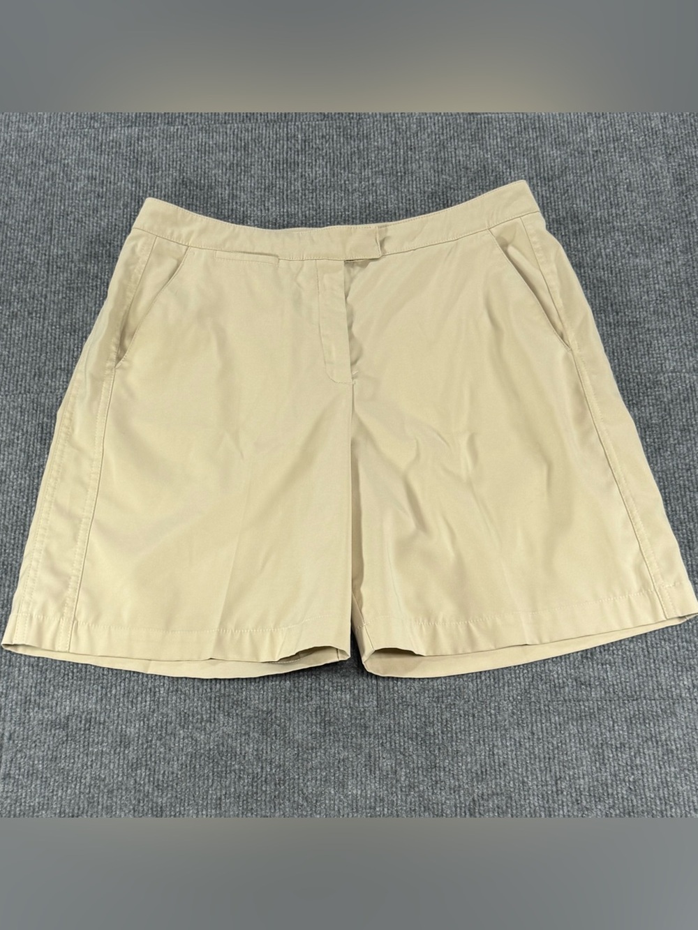 Tail Tech Golf Khaki Bermuda Shorts 8 Tan Performance Sportswear Coastal Preppy